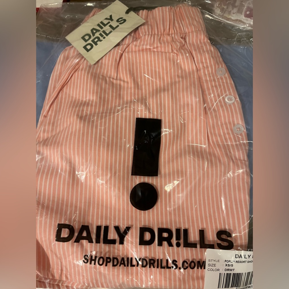 Daily Drills Poplin Resort Shorts NWT Dusty Rose & White Stripe XS/S